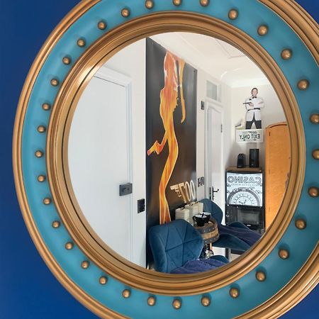 Southsea Royale James Bond 3 Bed Cool Penthouse, Seafront Parking Портсмът Екстериор снимка