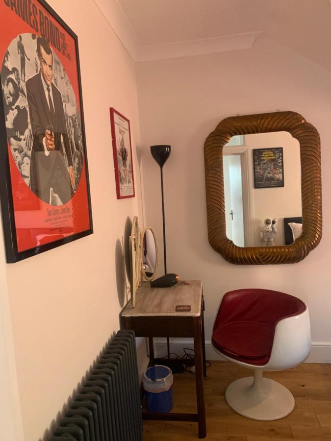 Southsea Royale James Bond 3 Bed Cool Penthouse, Seafront Parking Портсмът Екстериор снимка